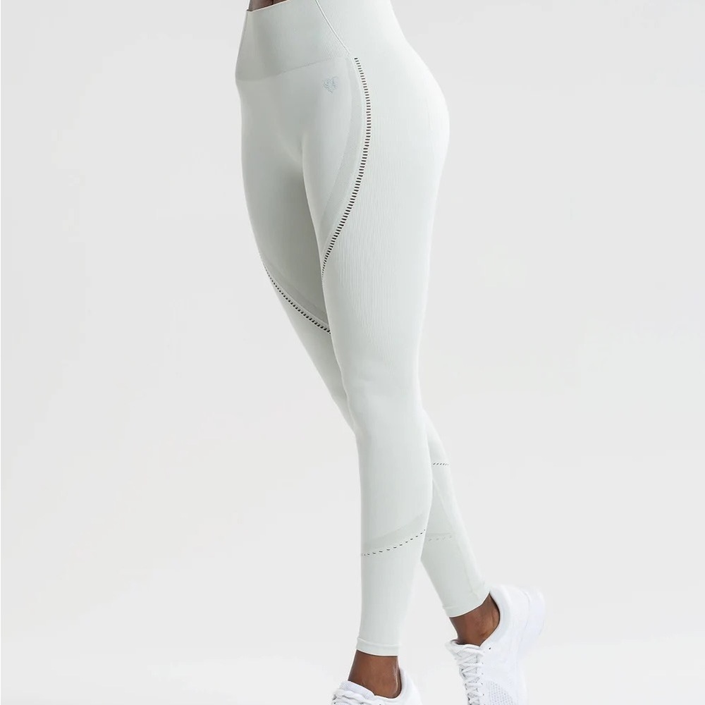 Athletic leggings - Picture 2 of 3